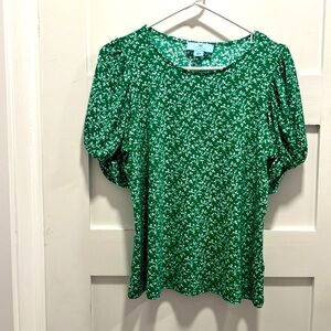 Green & white floral shirt size M